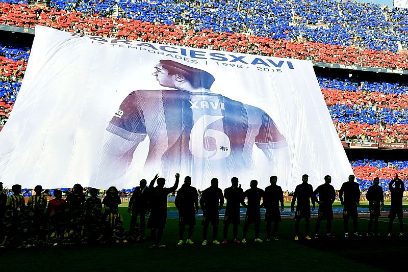 Pancarta desplegada cuando saltaban los jugadores al césped del Camp Nou.