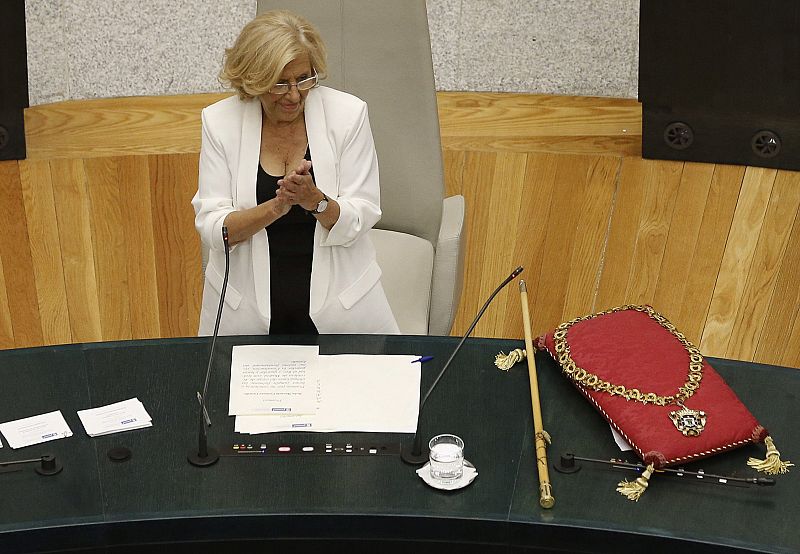 MANUELA CARMENA, PROCLAMADA ALCALDESA DE MADRID CON EL APOYO DEL PSOE