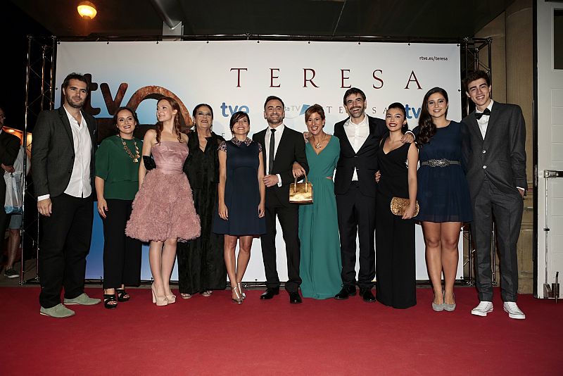 Reparto de Teresa