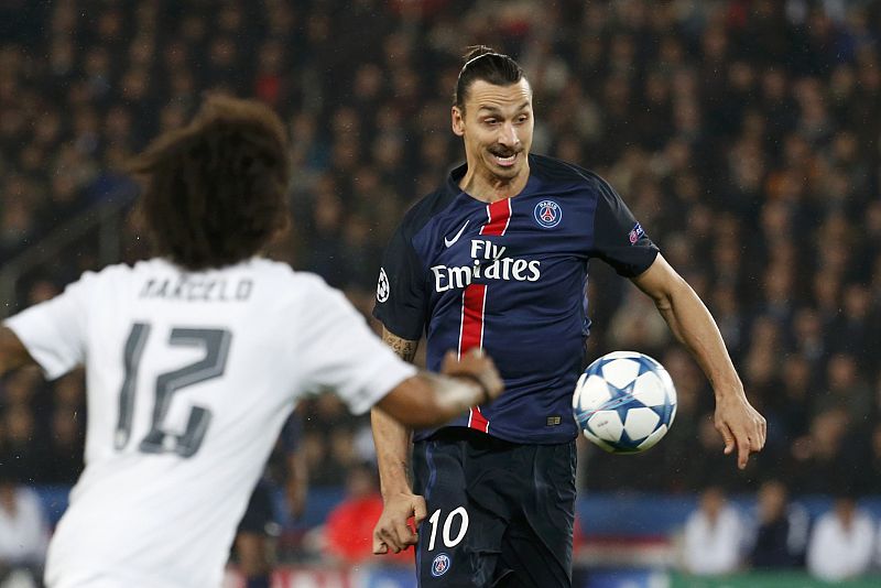 Ibrahimovic encara a Marcelo.