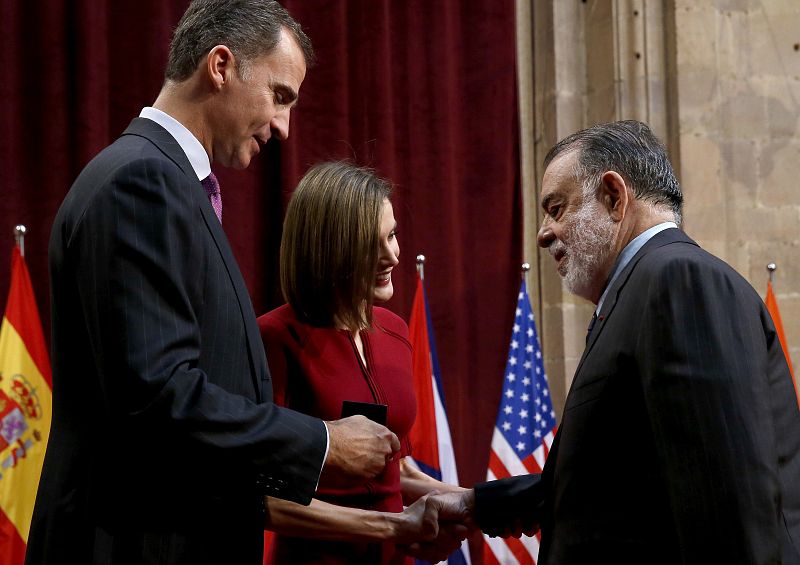 REYES RECIBEN EN AUDIENCIA A LOS GANADORES DE LOS PREMIOS PRINCESA DE ASTURIAS 2015