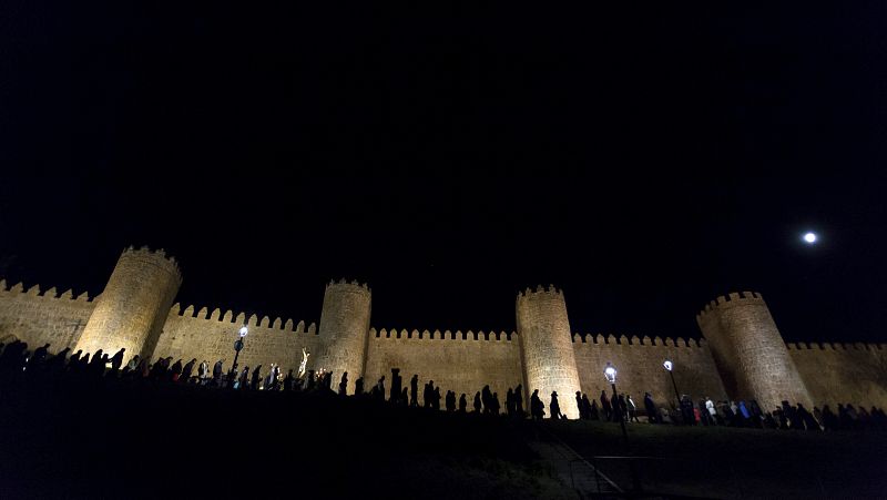 Viacrucis con el Cristo de los Ajusticiados en Ávila