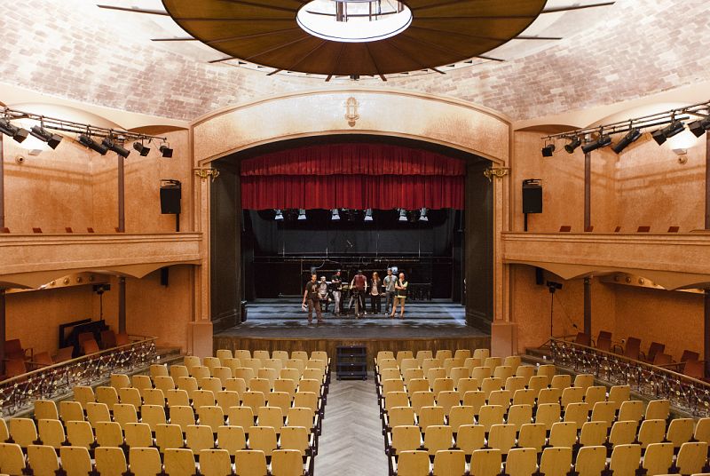 En el teatro