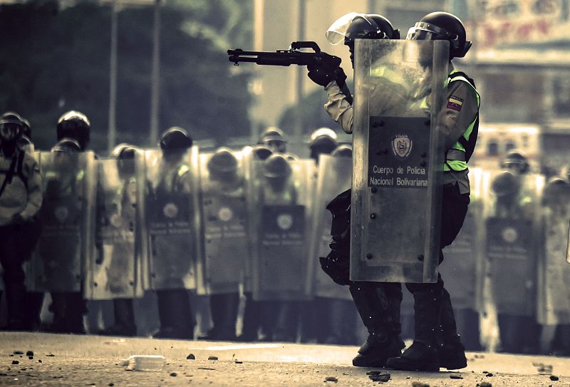 La policía disuelve la manifestación