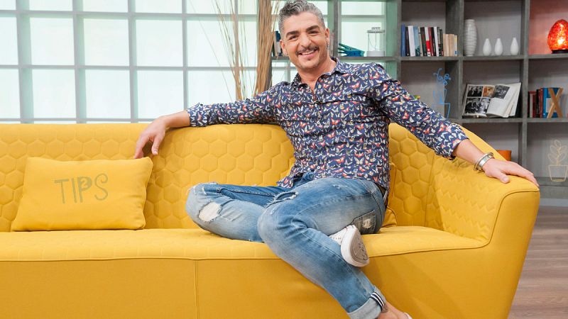El humorista Txabi Franquesa presenta Tips