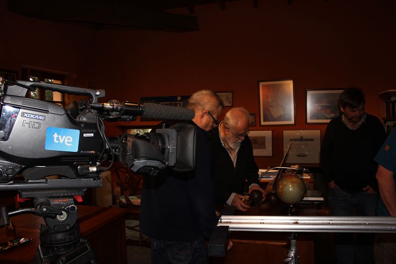 Un momento del rodaje del documental sobre Gonzalo Suárez