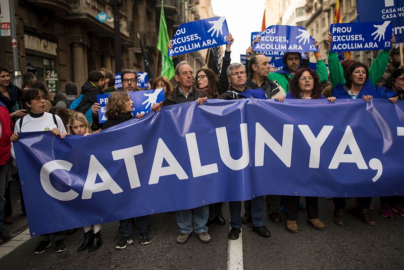Manifestación en Barcelona por la acogida de refugiados