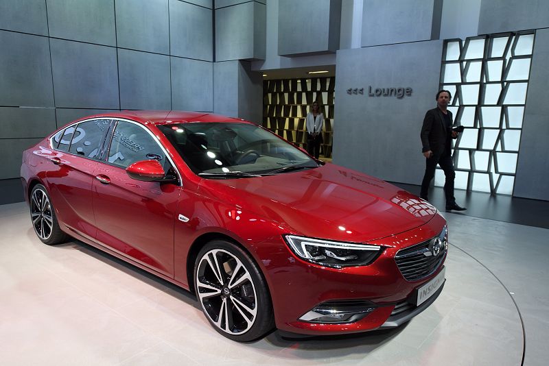 La versión Grand Sport del modelo Insignia de Opel ha podido verse en la 87 edición del Salon del Motor de Ginebra.