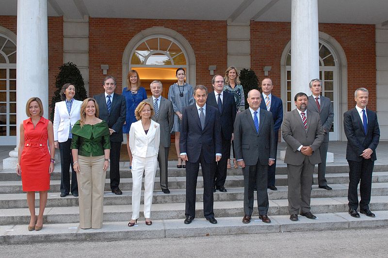 Remodelación del Gobierno de Zapatero