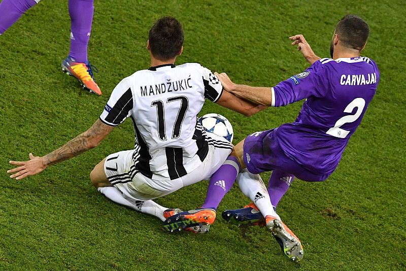 Tarjeta para Carvajal