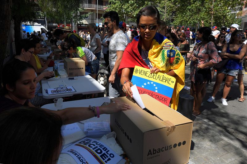 Numerosos centros de votación han sido situados en España