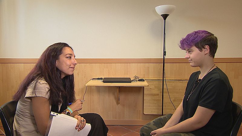 Claudia y Gema en la Asociación Asperger Madrid