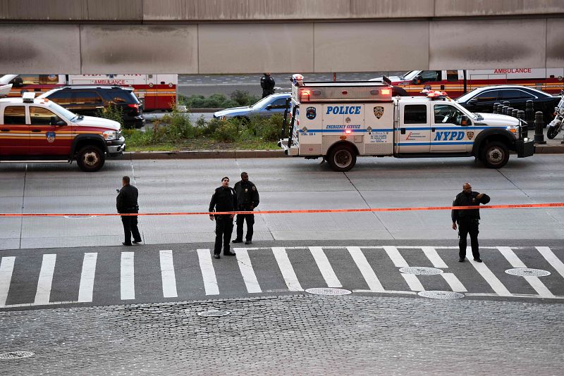 La Policía acordona un carril cercano al atentado