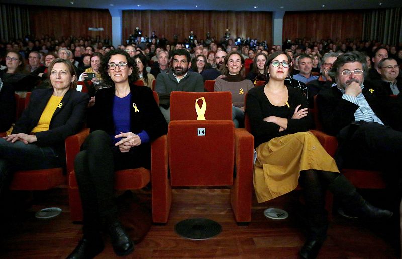 ERC guarda el asiento de Junqueras en el acto de presentación de campaña