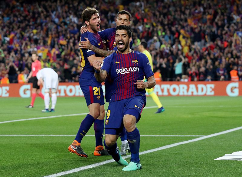 Luis Suárez celebra con rabia su gol frente al Real Madrid.