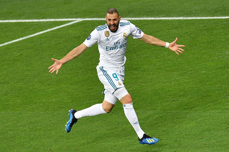 Benzema celebra su gol en la final de Champions.