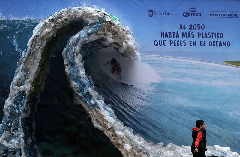 Más plásticos que peces en los océanos