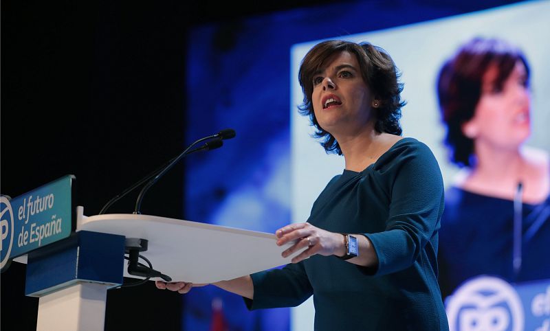 La candidata a la presidencia del PP, Soraya Sáenz de Santamaría, durante su intervención