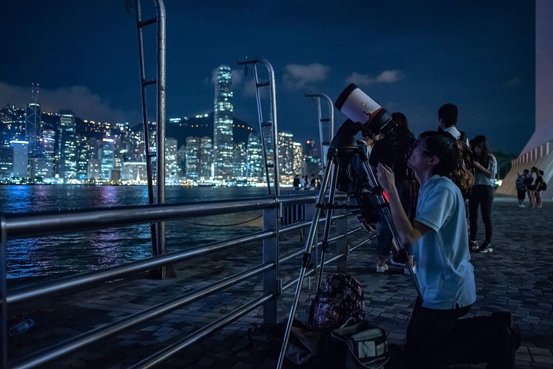Eclipse de Luna en Hong Kong