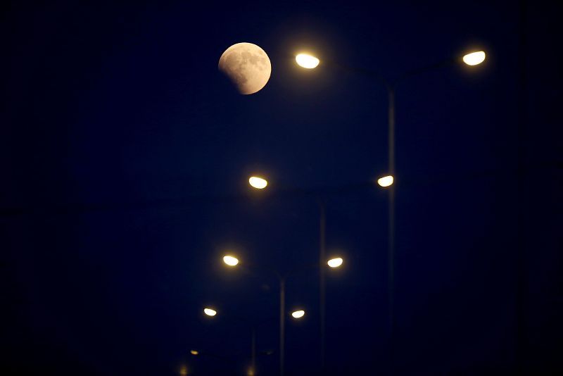 Eclipse de Luna en Albania