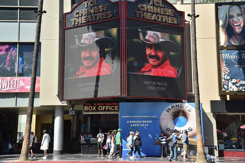 La vida de Burt Reynolds, en imágenes