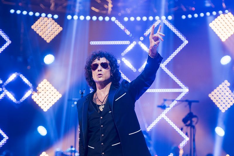 La actitud correcta de Enrique Bunbury