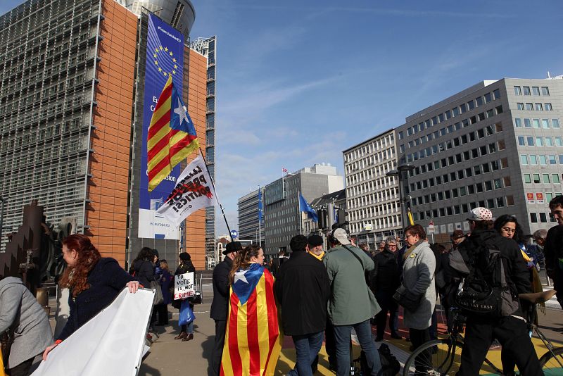 Quincena de eurodiputados dicen que juicio del procés "no es asunto interno"