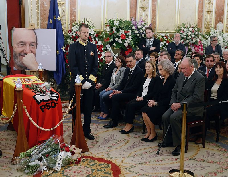 La muerte de Rubalcaba marca la campaña