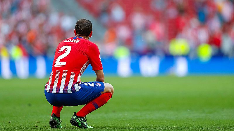 Diego Godín, en su último partido como rojiblanco.