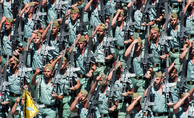 La Legión desfila en Sevilla