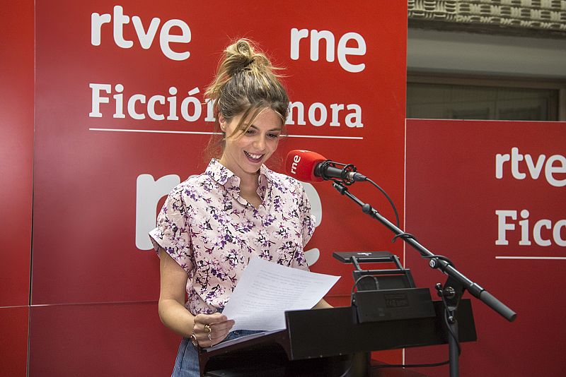 Manuela Velasco da vida a la virreina María Luisa