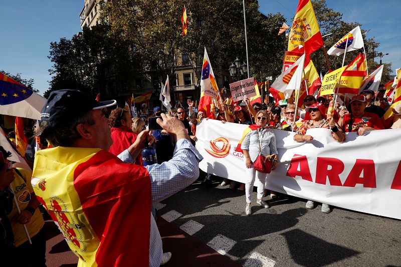 Manifestación en Barcelona en contra del 'procés'