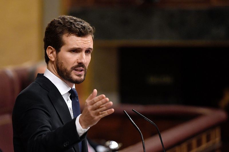 El líder del Partido Popular, Pablo Casado, durante su intervención en la primera jornada del debate de investidura en el Congreso de los Diputados.