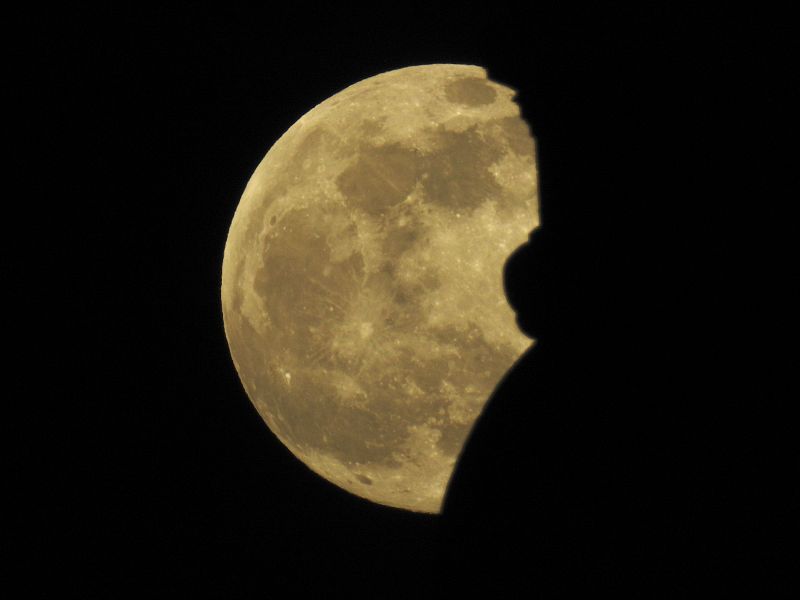 La superluna rosa es la segunda luna llena de la primavera. 