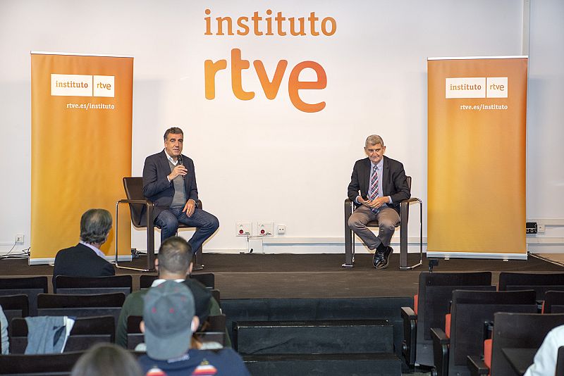 Encuentro del presidente de la Corporación con alumnos del Instituto RTVE