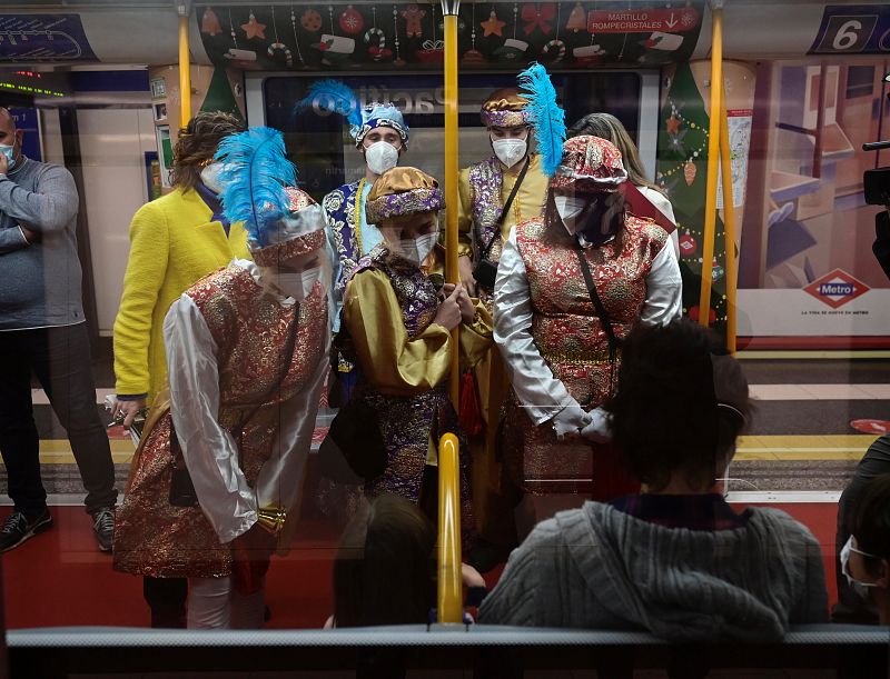 Tren de la Navidad en Madrid con los pajes reales