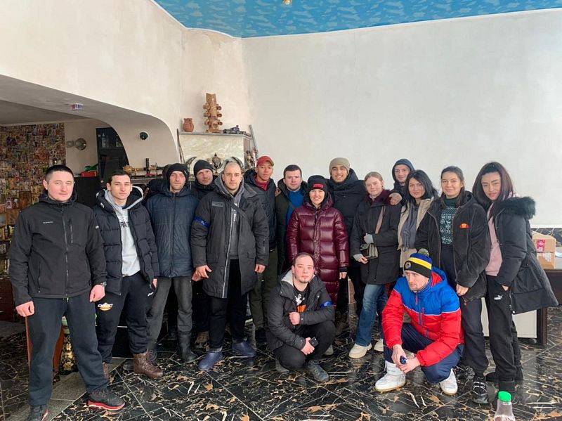 Meet the Kharkiv local risking his life to deliver food, aid to his city