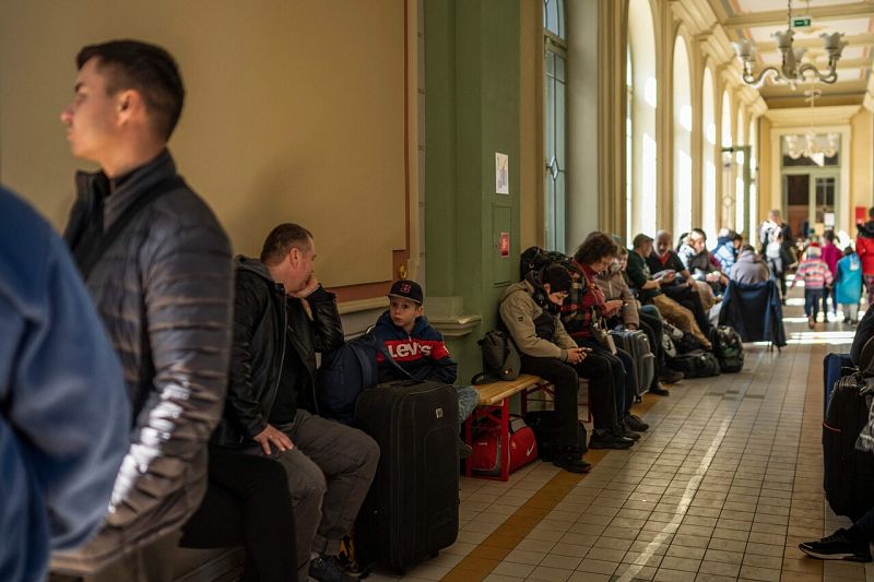 Más de 3,8 millones de ucranianos se han convertido ya en refugiados