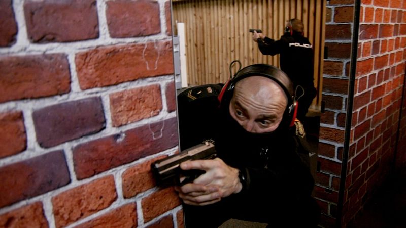 La policía en un ejercicio de tiro