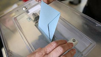 Urna de votaci a les eleccions catalanes