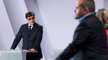 El primer secretari del PSC, Salvador Illa, replica Pere Aragones durant el debat d'RTVE