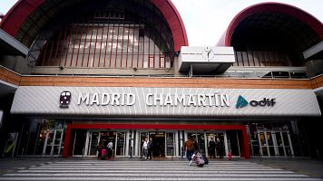 Interrumpida la circulacin de alta velocidad en la estacin de Madrid-Chamartn por una cada de tensin