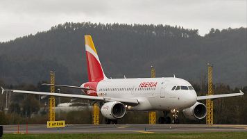 Iberia cancela sus vuelos comerciales a Venezuela por la situacin en el pas