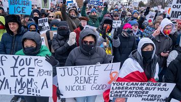 Miles de personas salen a las calles en EE.UU. contra de la pol�tica migratoria de Trump