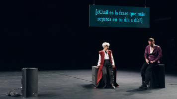 "Treballs For�ats" una pieza dram�tica que destaca la importancia de la comunicaci�n en lengua de signos.