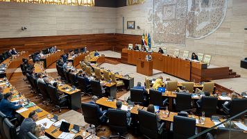 La Asamblea de Extremadura durante un pleno celebrado el 9 de octubre de 2025