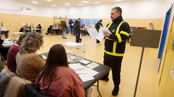 Entrega de los votos por correo en las elecciones de Arag�n