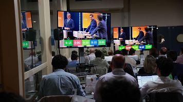 EuropaPress_7499444_seguimiento_periodistas_primer_debate_elecciones_autonomicas_17m_celebrado_rtve