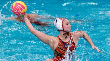 La jugadora espa�ola, Elena Ruiz, durante el partido de cuartos de final de la Copa del Mundo de waterpolo contra Hungr�a.