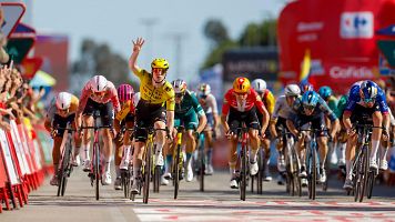 Matthew Brennan gana la etapa 16 de La Vuelta 2026 entre Cortegana y La R�bida